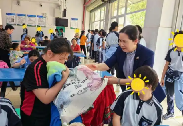 落实根底教育阶段积极推进残疾学生享有15年免费教育 落实根底教育阶段积极推进残疾学生享有15年免费教育