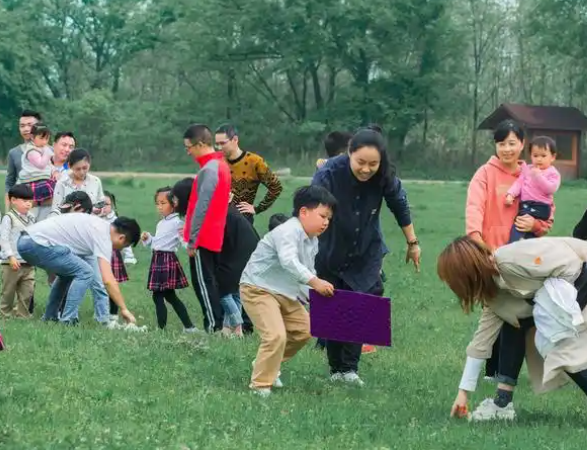 在切实的行动中调节自身情绪逐步建立对自身教育角色的认同和信心 在切实的行动中调节自身情绪逐步建立对自身教育角色的认同和信心